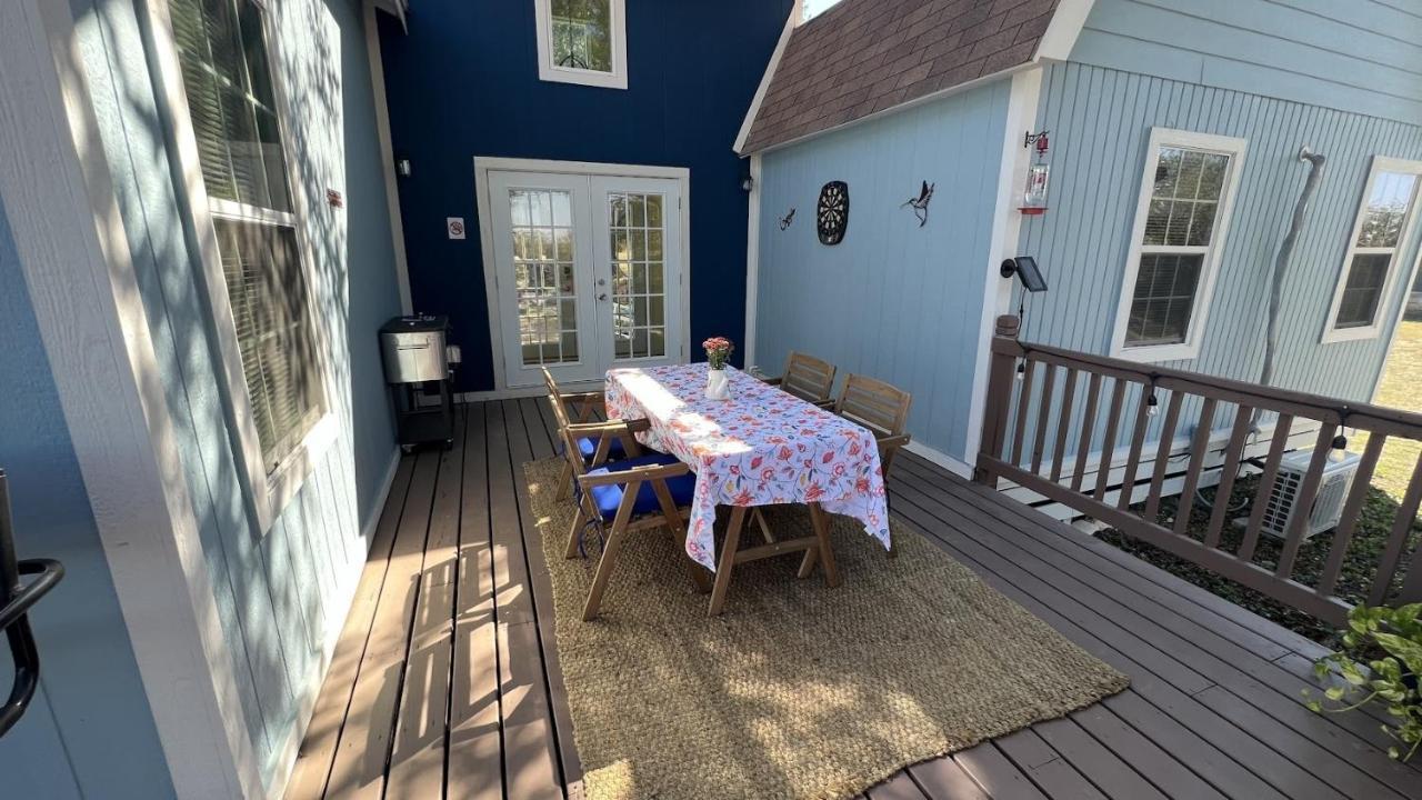 Hill Country Highland'S Bluebonnet Cottage มาเบิล ฟอลส์ ภายนอก รูปภาพ