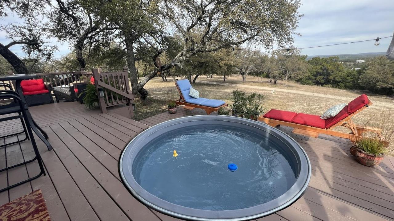 Hill Country Highland'S Bluebonnet Cottage มาเบิล ฟอลส์ ภายนอก รูปภาพ