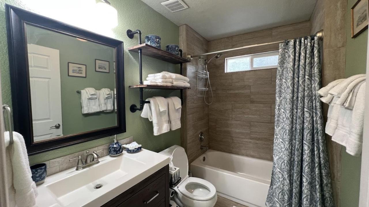 Hill Country Highland'S Bluebonnet Cottage มาเบิล ฟอลส์ ภายนอก รูปภาพ