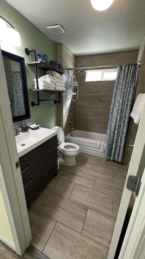 Hill Country Highland'S Bluebonnet Cottage มาเบิล ฟอลส์ ภายนอก รูปภาพ
